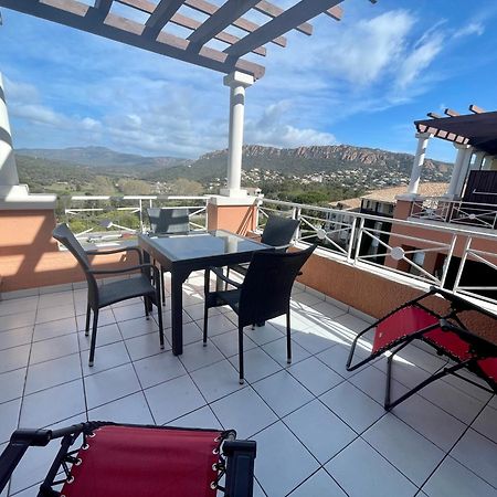 Appartement Cap Esterel 4/5 Personnes Saint-Raphaël Exterior foto